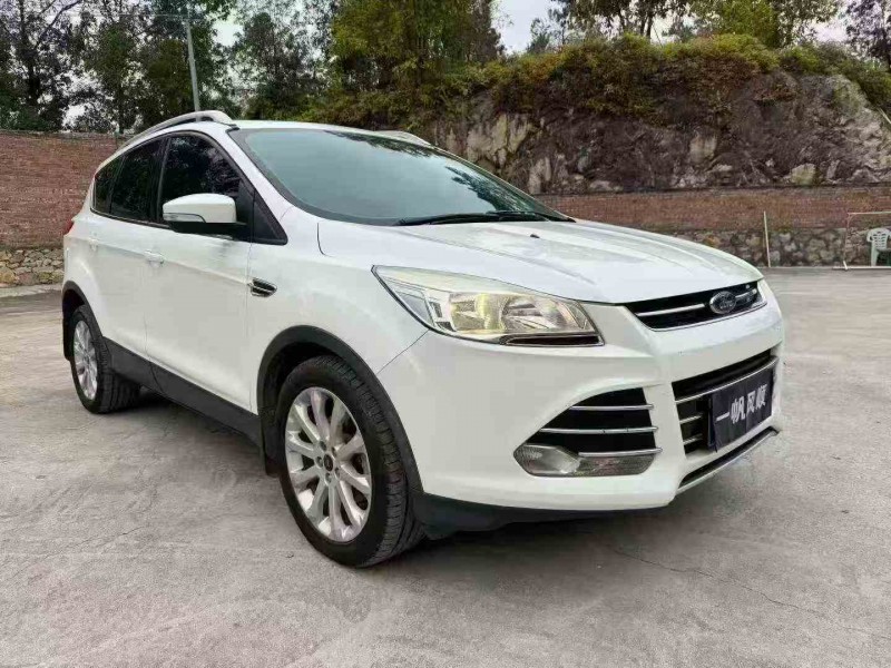 深圳16年福特翼虎3