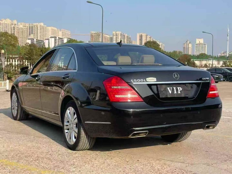 连云港13年奔驰S8