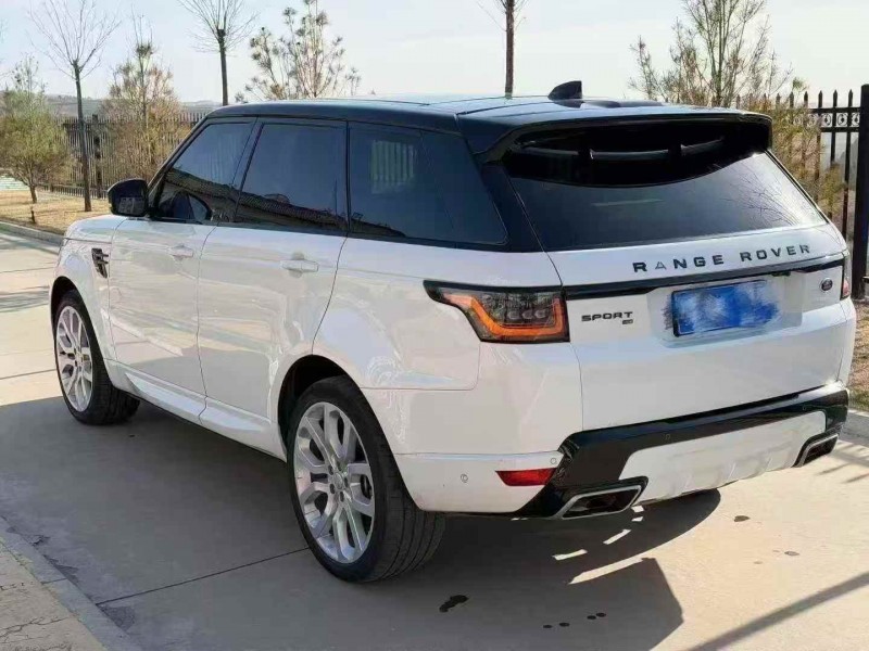 汉中22年路虎揽胜运动7