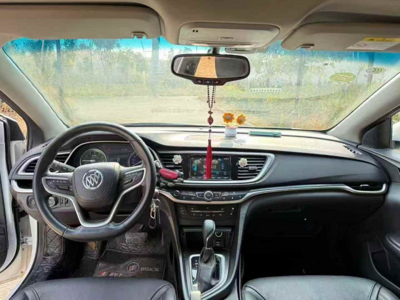 鄂州20年别克英朗4