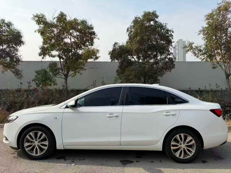 鄂州20年别克英朗7