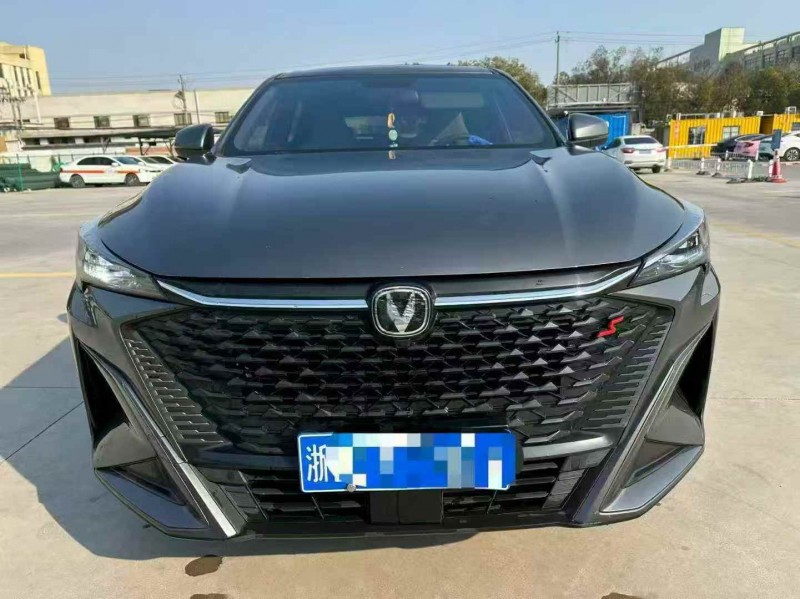 东营24年长安汽车欧尚1