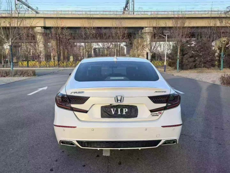 天津21年本田雅阁8