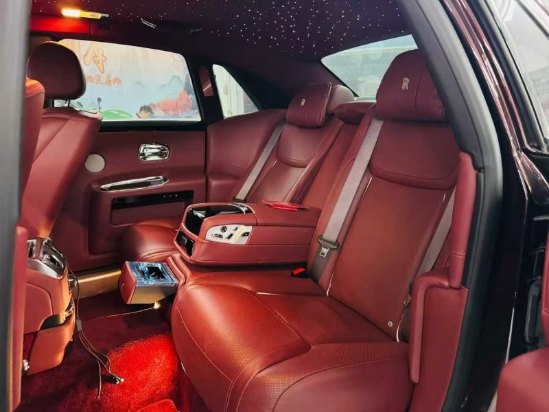 深圳20年劳斯莱斯古斯特7