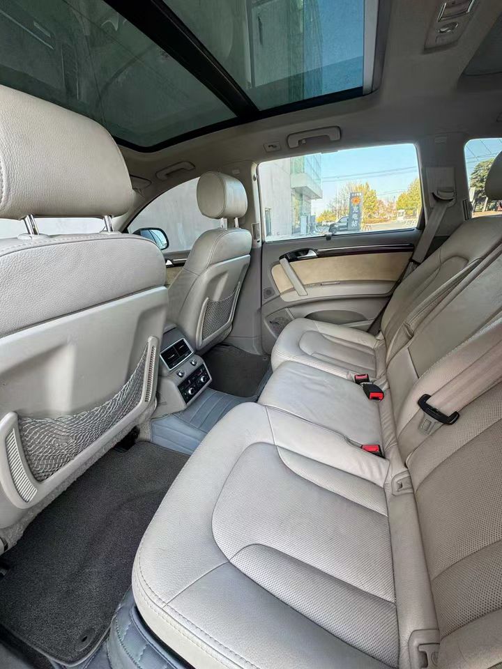 营口12年奥迪Q75