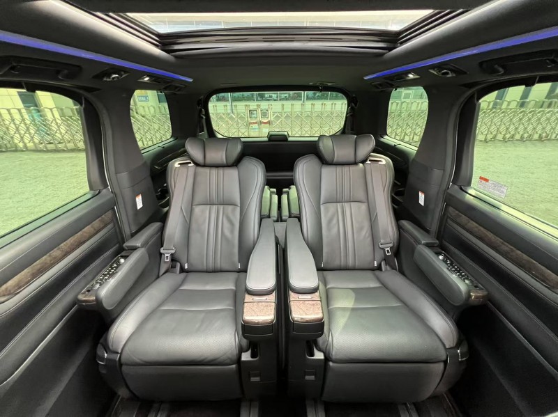 盐城20年丰田埃尔法4