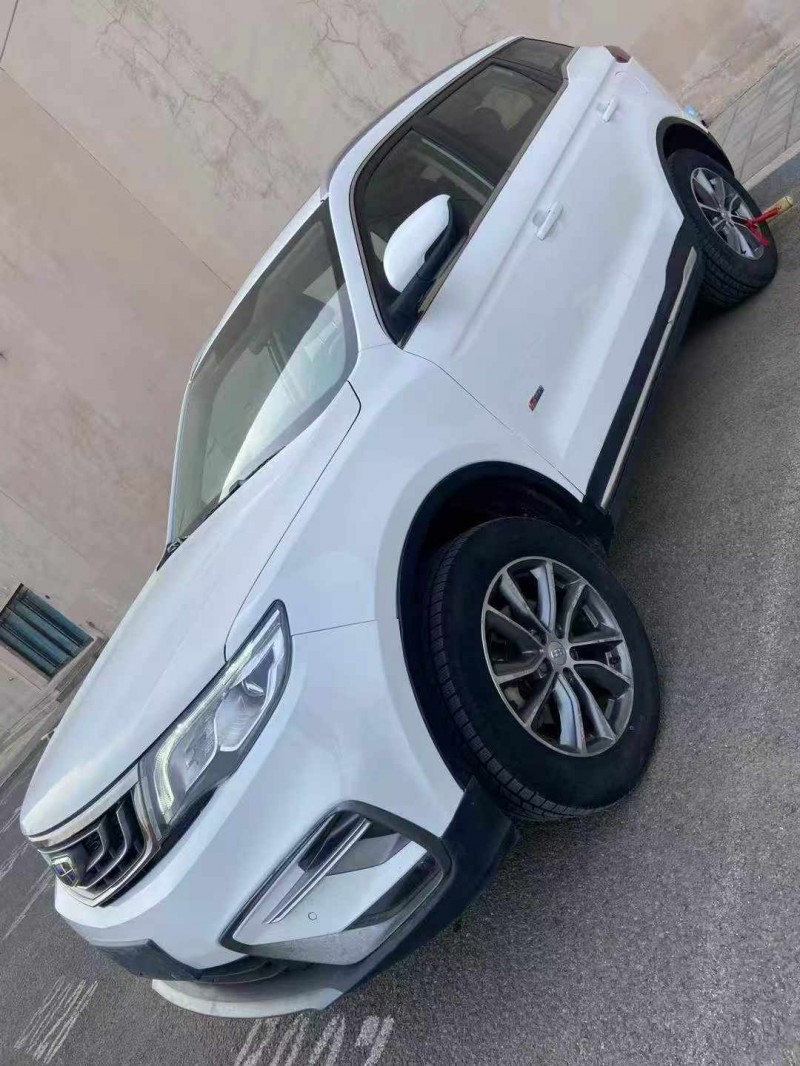 营口19年吉利博越2