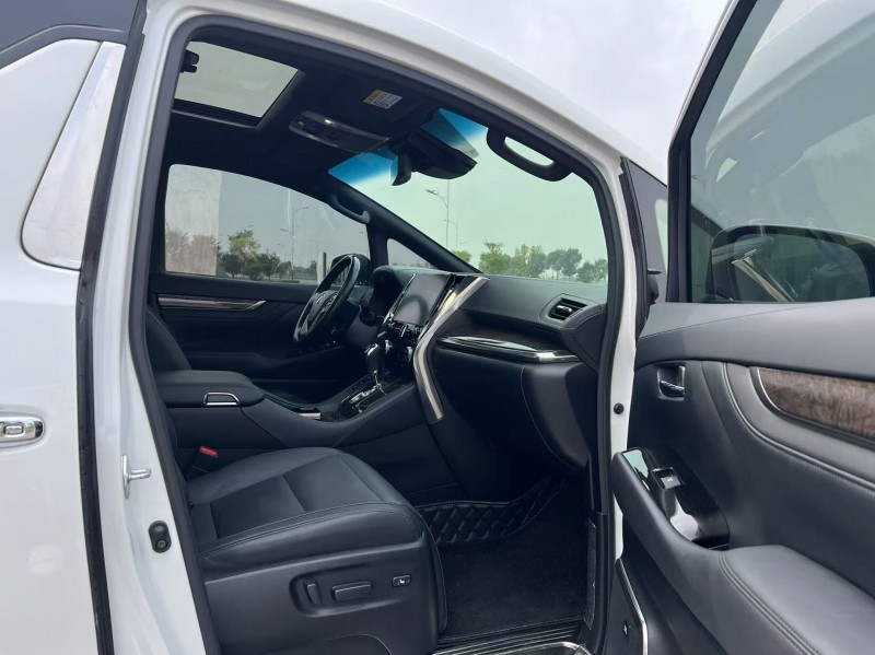 盐城20年丰田埃尔法6