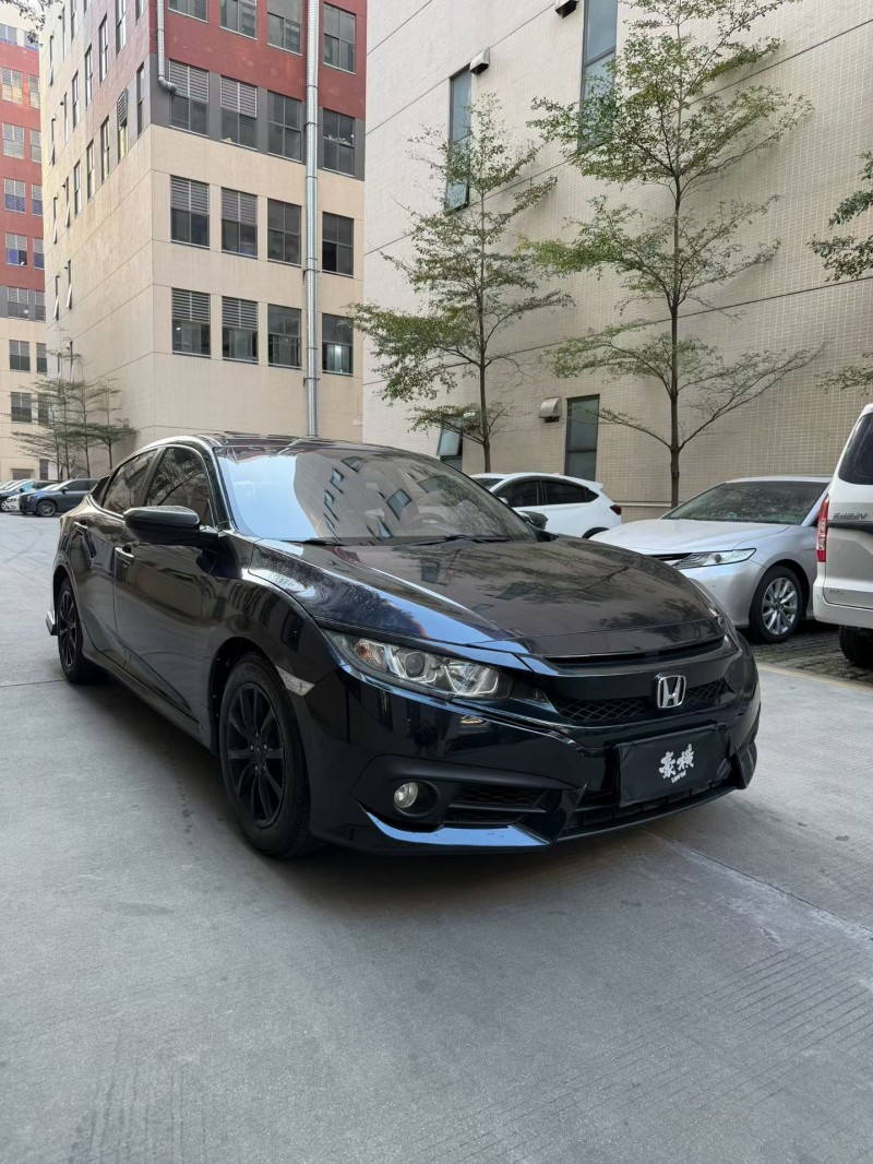 佛山18年本田思域2