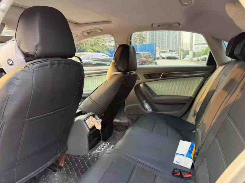 南宁10年奥迪A4L6