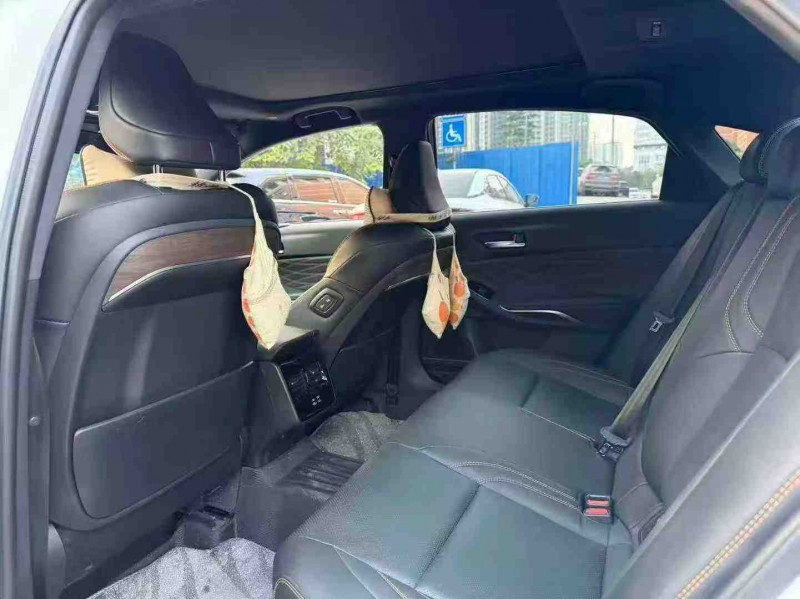 南宁24年丰田亚洲龙6