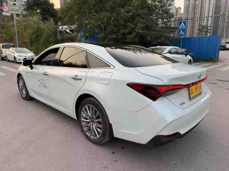 南宁24年丰田亚洲龙8