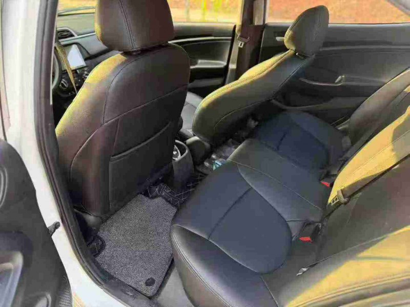 南宁18年现代瑞纳6