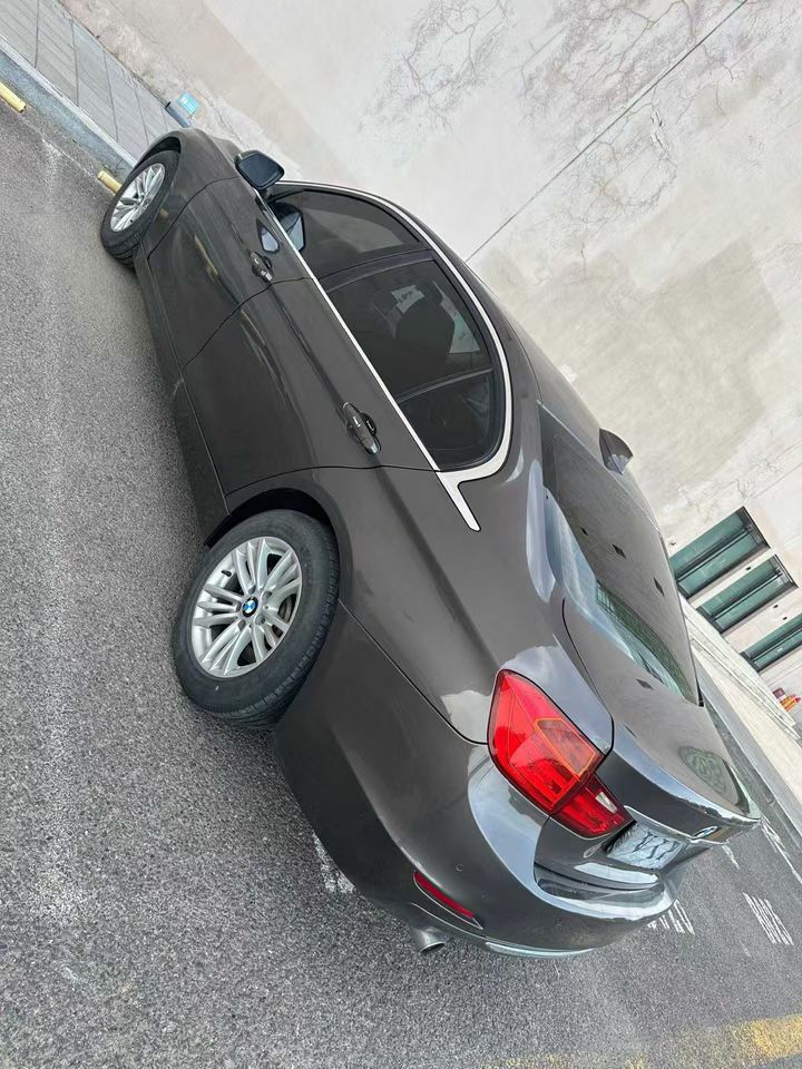 营口14年宝马3系8