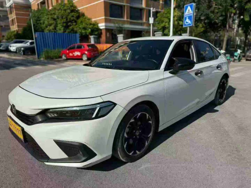 南宁23年本田思域3