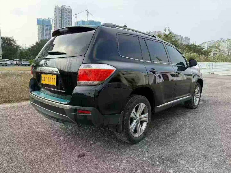 南宁14年丰田汉兰达7