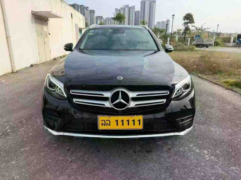 南宁18年奔驰GLC1