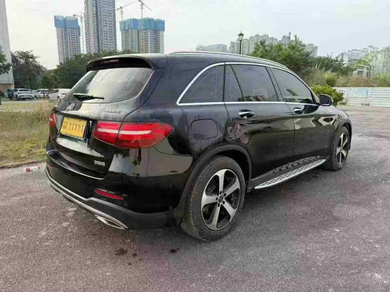 南宁18年奔驰GLC7