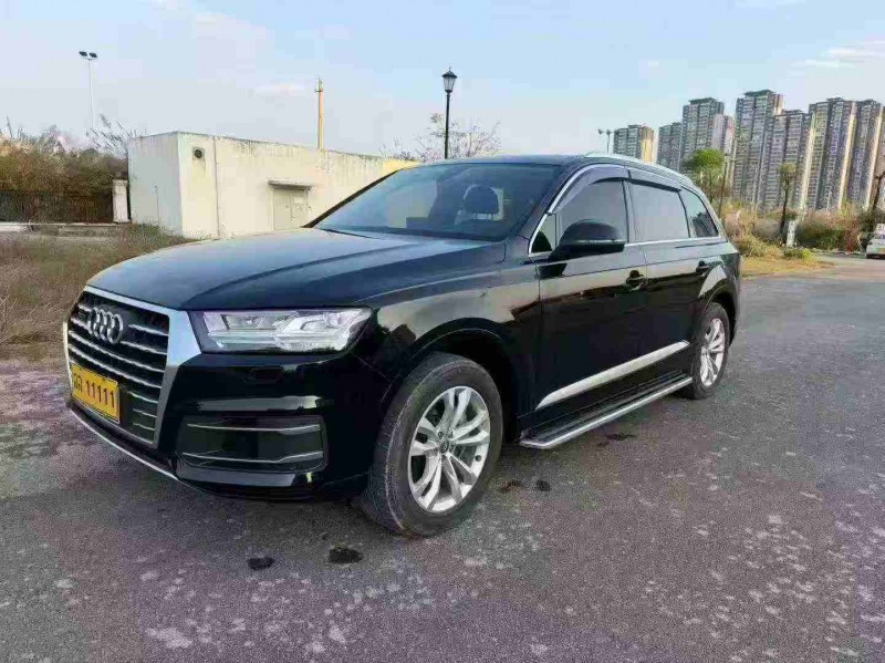 南宁19年奥迪Q73