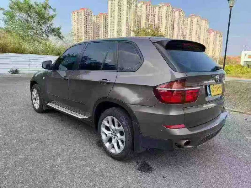 南宁13年宝马X57