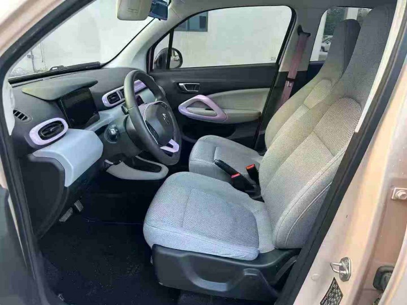 南宁21年零跑汽车T034