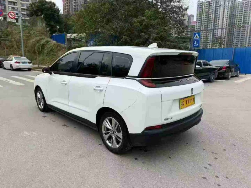 南宁23年奔腾nat8