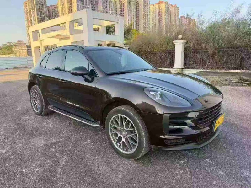 南宁18年保时捷Macan2