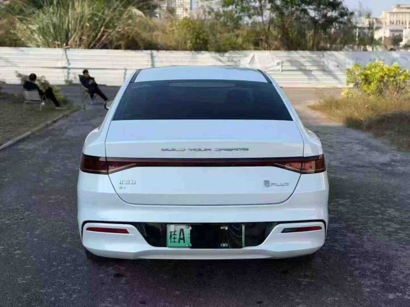 南宁24年比亚迪秦9