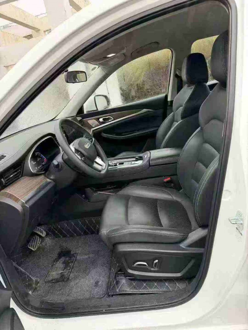 南宁24年创维EV64