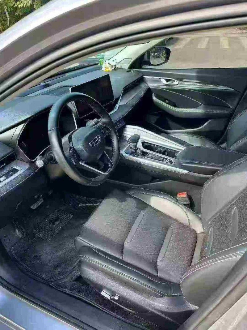 南宁20年吉利星瑞4