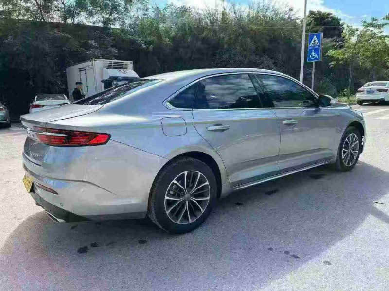 南宁20年吉利星瑞7