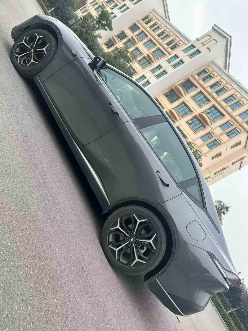 遂宁25年长安汽车深蓝8