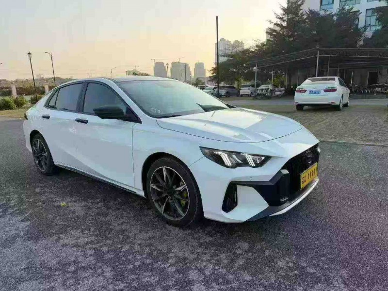 南宁24年传祺影豹2