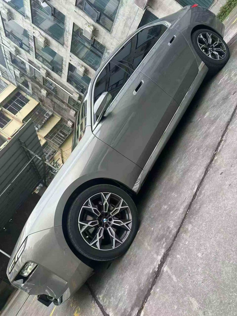 攀枝花24年宝马7系2