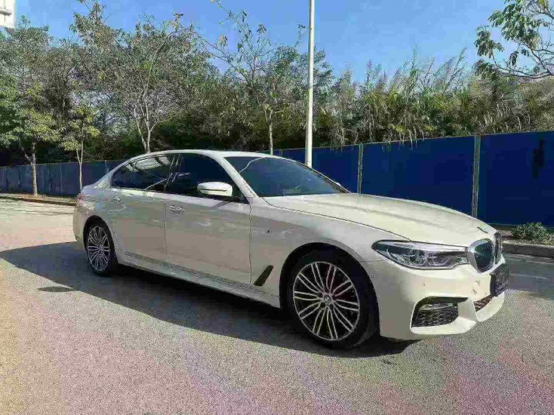 南宁17年宝马5系3