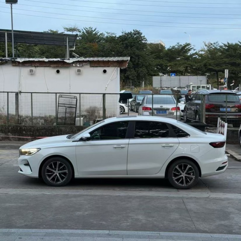 东莞23年吉利帝豪5