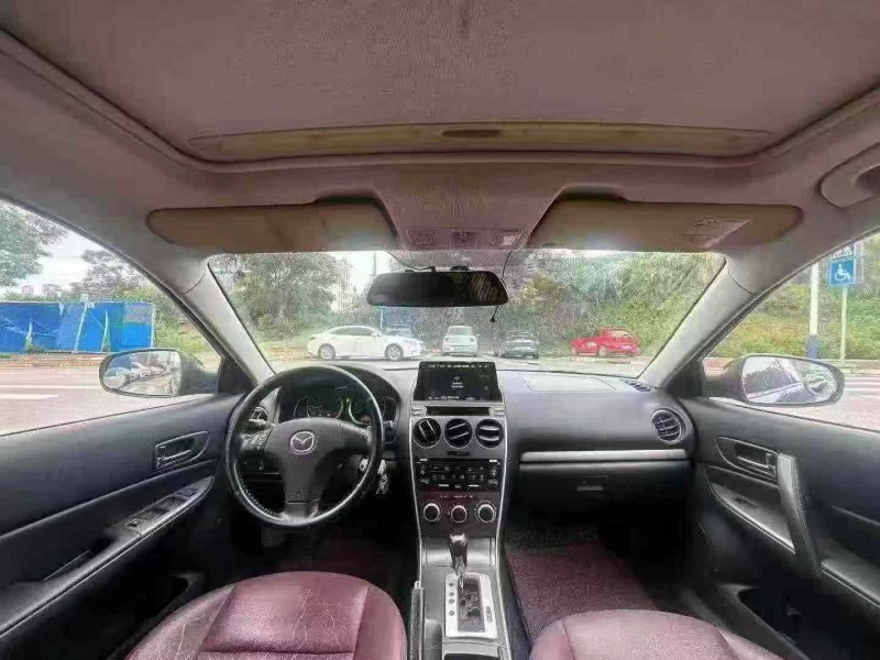 南宁15年马自达64