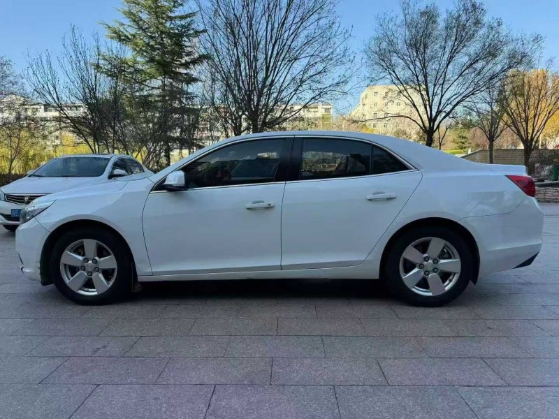 邢台15年雪佛兰迈锐宝2