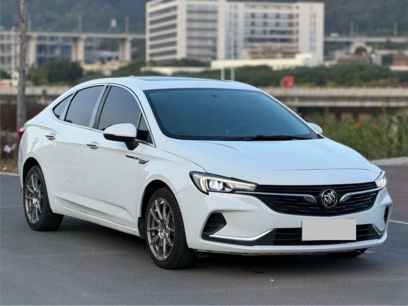 东莞19年别克威朗2