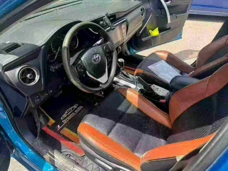 南宁18年丰田雷凌4