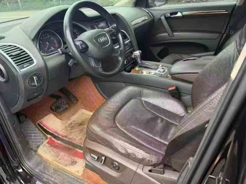 重庆15年奥迪Q75