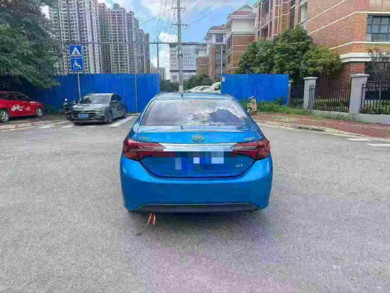南宁18年丰田雷凌9
