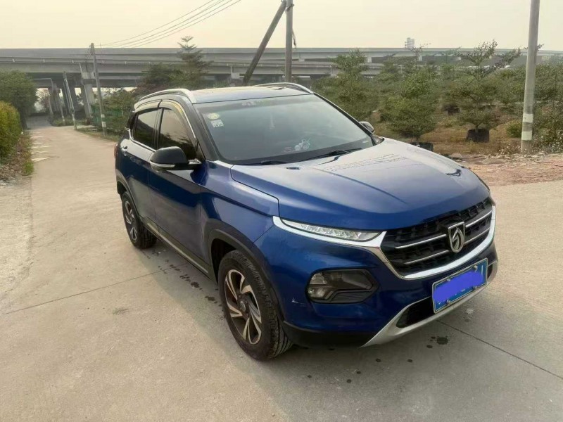 中山18年宝骏5102