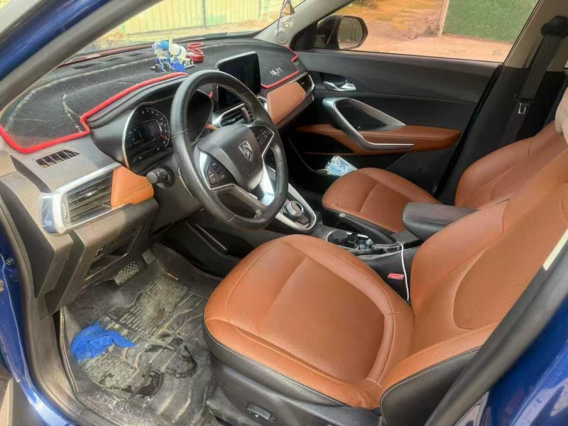 中山18年宝骏5108