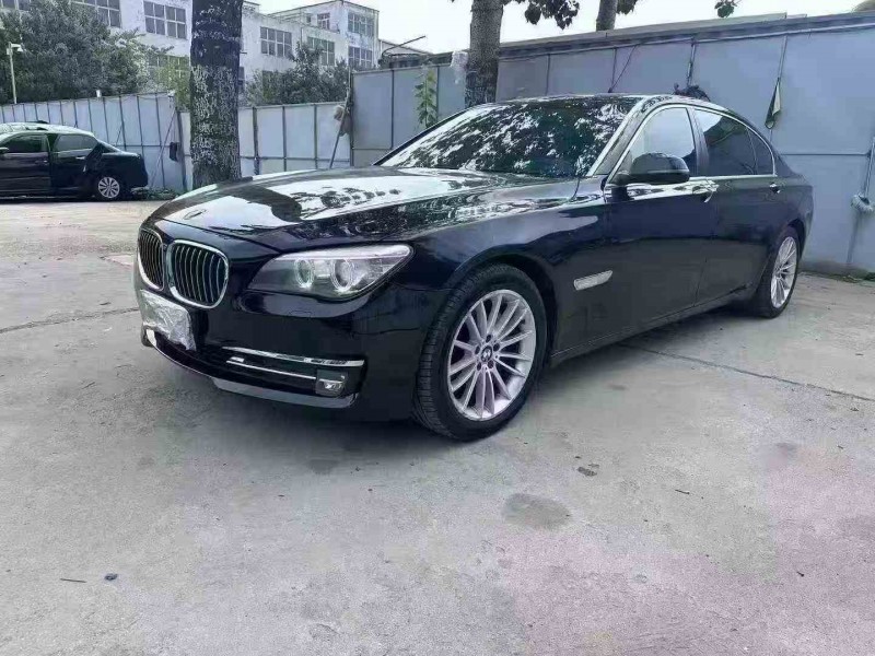 淄博14年宝马7系3