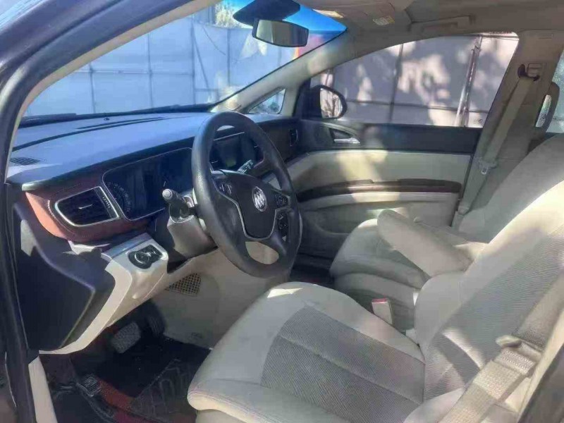 六盘水18年别克GL83