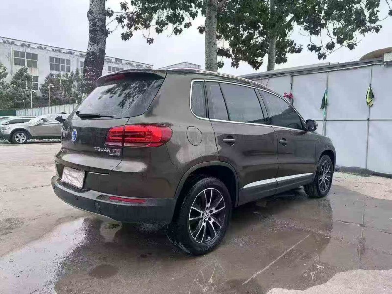 潍坊14年大众途观7