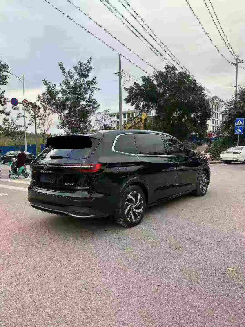 南宁21年大众威然7