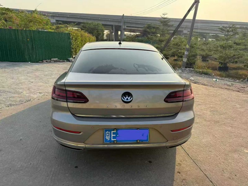 中山19年大众CC5