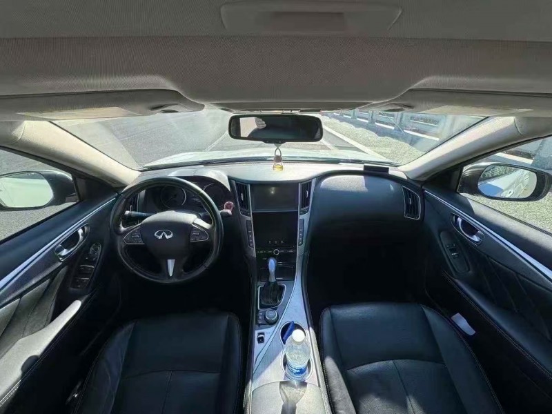 青岛16年英菲尼迪Q50L5